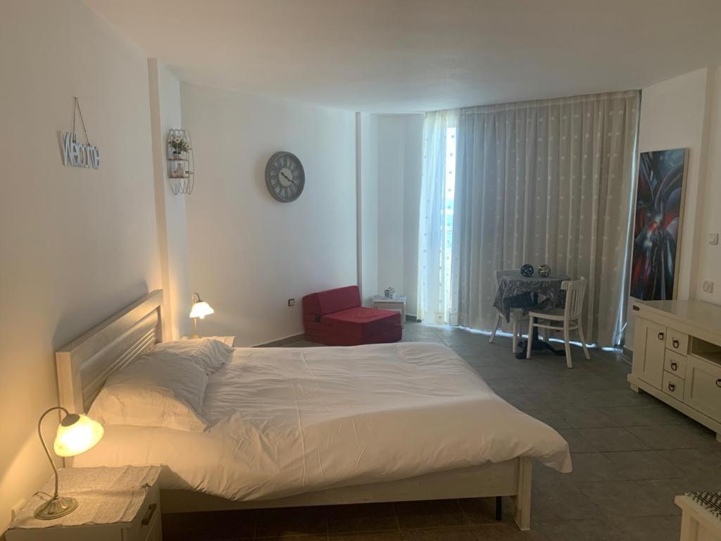 Herzelia Raphael Apartments المظهر الخارجي الصورة