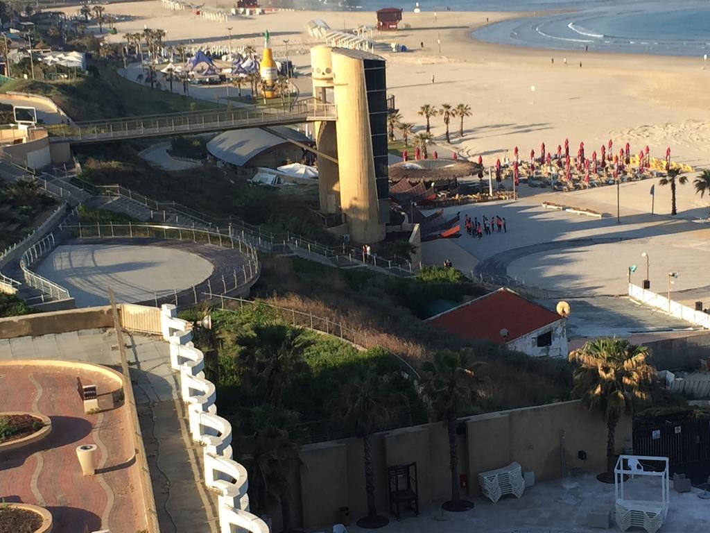 Herzelia Raphael Apartments المظهر الخارجي الصورة