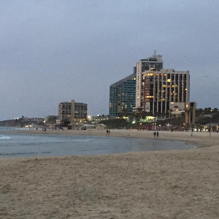 Herzelia Raphael Apartments المظهر الخارجي الصورة